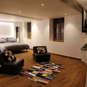 Au Bord Du Rhône Séjour chez l'habitant
